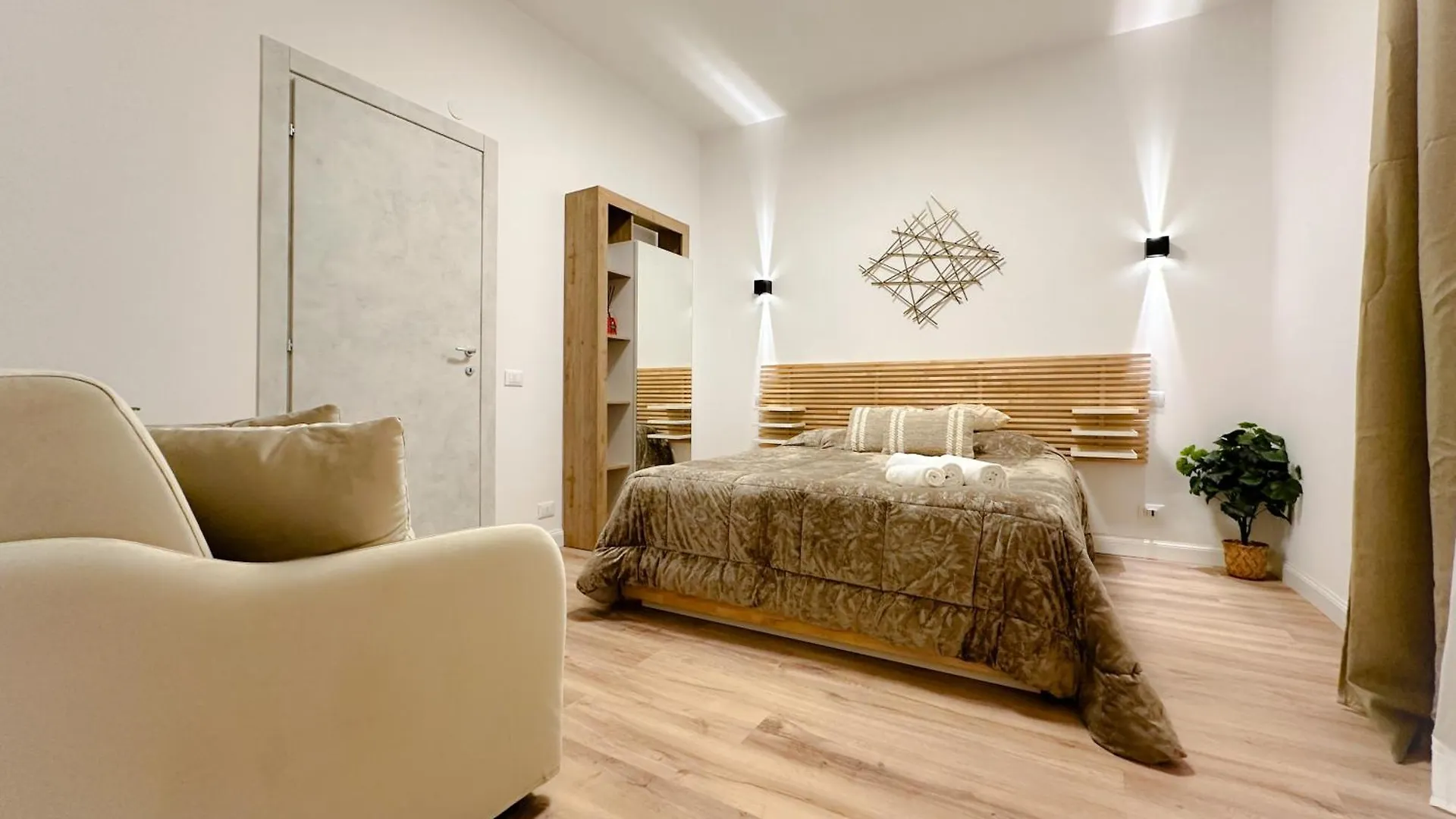 Colosseum Luxury Guest House Rome 0*,