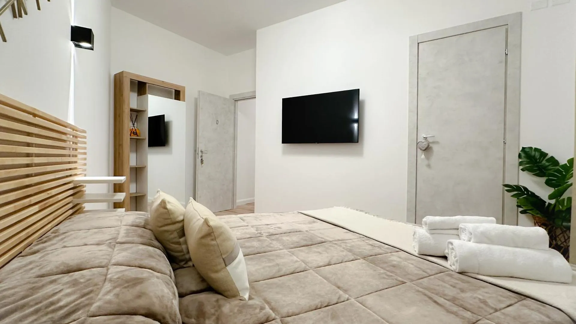 Colosseum Luxury Guest House Rome